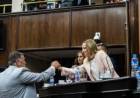 Con ayuda del peronismo disidente, el oficialismo tomó la  Cámara de Diputados con Alberto Leyes que será Presidente .El lugar lo perdió el PJ por falta de contención 