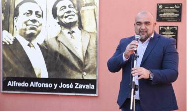 Homenaje a Alfonso y Zavala en la Calle Angosta. Historia presente 
