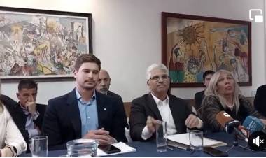 Dato mata relato . Triste no poder responder sobre el saqueo poggista 