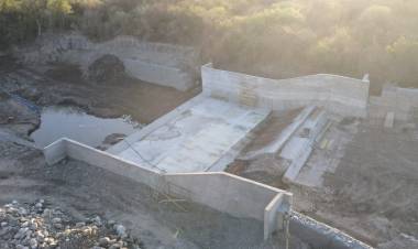 JUNÍN: está muy avanzado el nuevo azud Paso de la Cruz 
