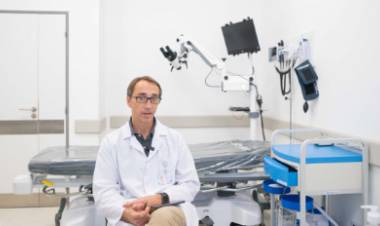 Carrillo”dos personas vuelven a escuchar .Operaciones  ENDOSCOPICAS de oído de alta tecnología “