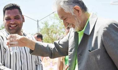 Nievas:”Alberto con el agua honra nuestra calidad de vida de un problema de años .Estamos orgullosos “