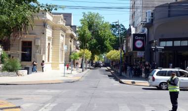 El centro puntano será semipeatonal este viernes y sábado