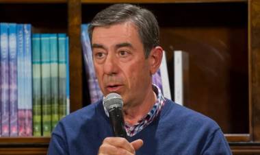 “LOS INVITO A DEFENDER UN MODELO POLÍTICO” 