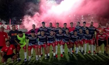 FÚTBOL: El Provincial inició con 4 clasificados a octavos