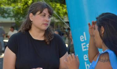 Mariela Cros: “Hacer política es darle una mano al otro”