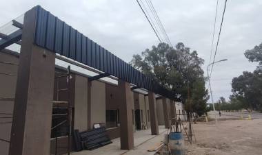 ALTO PENCOSO: El centro cívico en etapa final de obra