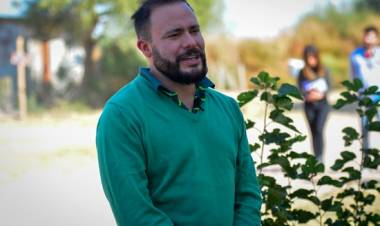 “La gente está cansada de la politiquería" 