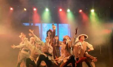 NUEVA GALIA: a sala llena pasó “Peter Pan y Wendy”