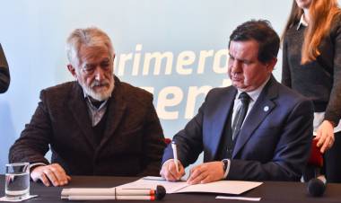 FIRMAN UN CONVENIO CON LA AGENCIA NACIONAL DE DISCAPACIDAD