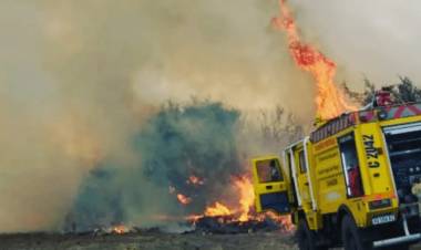 LAS CHACRAS: sofocaron un incendio en un campo
