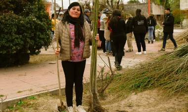SAN MARTÍN: el Plan Forestal entregó especies 