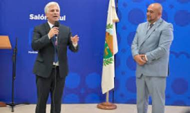 Poggi usa a Frontera o Frontera usa a POGGI? La comodidad de no confrontar , por ahora les hace bien a los dos .La estupidez de no entender el PJ de la Capital del fracaso , el momento politico 