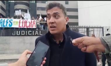 Judiciales siguen con el quite de colaboración.Levantaron el paro en las Fiscalías y Defensorías.El bono del STJ sería éste mes de 150 mil .La lucha sigue, dicen en el SIJUPU  hasta que actualize Poggi las partidas presupuestarias 