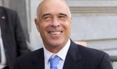 Abdala podría ser el Julio Cobos del desempate en la Ley Bases. Seria un momento histórico, que podría pasar .