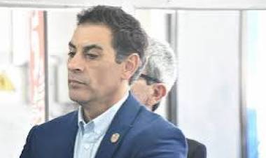 Hissa dejará todo el domingo sin agua al sur de la Ciudad.Verguenza es su gestión.La.inutilidad, disfrazada de mantenimiento,dice Andrés Russo 