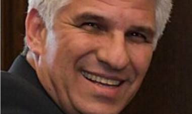 Milei y su déficit cero.Implica hasta transferencias automáticas y discrecionales a  las Provincias.600 millones de dólares, deberá bajar San Luis el gasto .La situación puede ser dramática  que hace que el Presupuesto de Poggi , deba ser adaptado al de MILEI. Habrá oposición en el Congreso