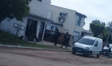Golpe al narcotráfico en Buena Esperanza.Dirigentes del poggismo involucrados . Escándalo con derivaciones.