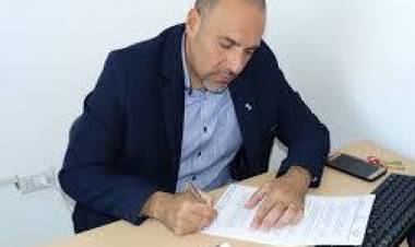 Mario Gil coquetea con los Libertarios y hay dudas si sigue en Avanzar. Me tienen maniatado en mis  acciones, dice el Concejal.