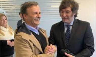 Siguen las adhesiones al Frente Libertario que lidera Negri .Más partidos empiezan a firmar la adhesión. Volverá D Alessandro a hacerle caso a Álvarez??