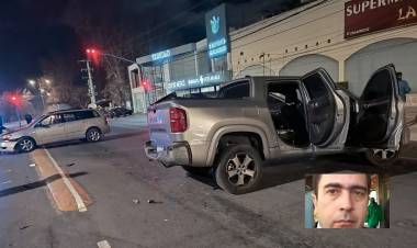 El Camarista Poggista Zavala Rodríguez, positivo de alcohol, en un choque que casi fue tragedia .Lo atacará el Oficialismo?? Dos favores de por medio . 0        El Camarista Poggista Zavala Rodríguez, positivo de alcohol,  en un choque que casi fue tragedia .Lo atacará el Oficialismo?? Dos favores de por medio .