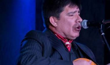 La Toma : Contreras de Jefe de Policía a Intendente. Católico y Guitarrero busca impactar con dos años de gestión que completará.Su convivencia es su virtud.