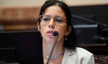 Arrascaeta podría pedir incorporar a San Luis en zona fría, con la variable de ingresos . La posibilidad de votar en contra . La burrada de Becerra evidenciada