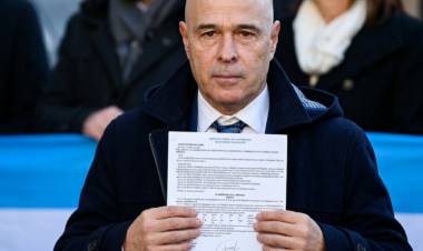 Abdala : 600 millones para su entrevista le dió Poggi a Canal 13 para hacerse propaganda.Perdieron la vergüenza .Usan recursos que pagamos todos para ellos .No descarto hacer una denuncia .