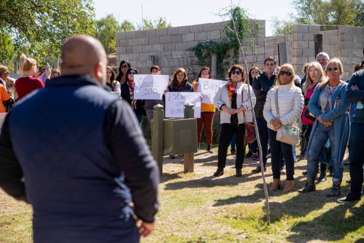 V. Mercedes: agua potable y cloacas para el B° San josé
