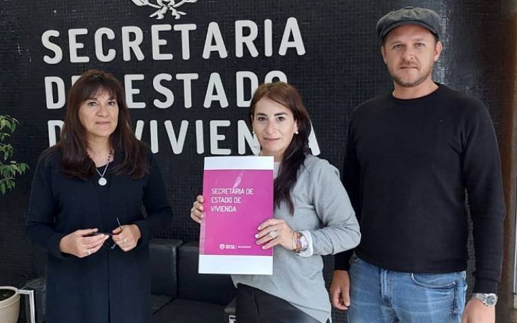 Siete familias más ya son adjudicatarias de sus hogares