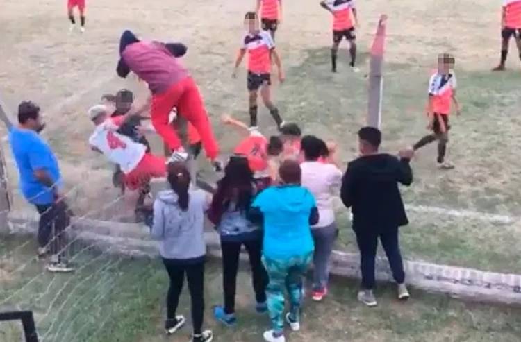 Contra de la violencia en el fútbol infantil