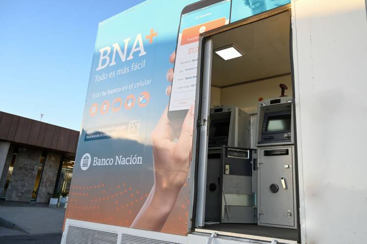 BNA: este lunes comenzará la entrega de tarjetas 