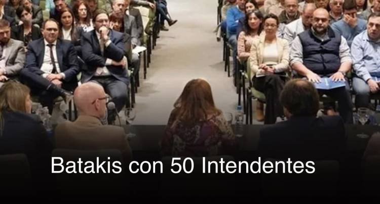 Gesto de cambio para BIEN-Batakis informó a 50 Intendentes de los créditos del NACION, que también será agente oficial de los Municipios 