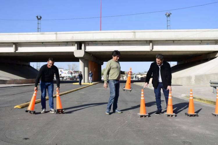 Quedó habilitado el paso por debajo del puente Favaloro