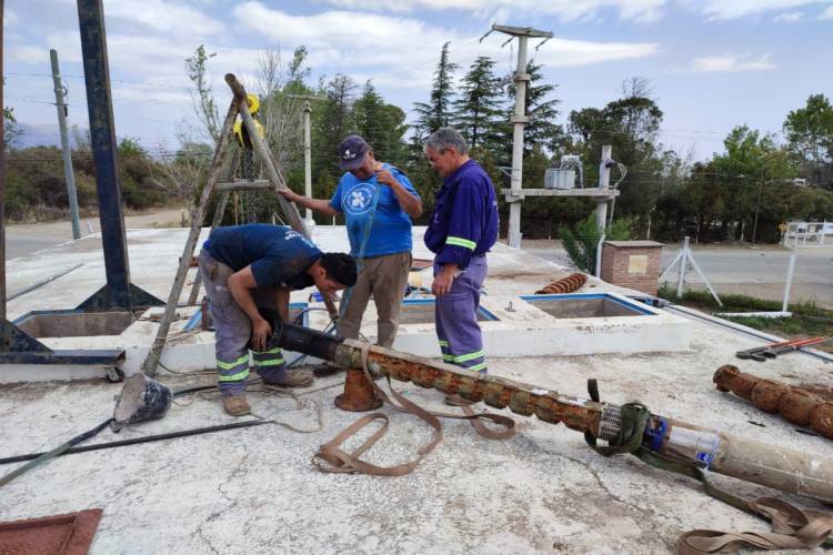 San Luis Agua sustituyó un sistema de bombeo en Merlo