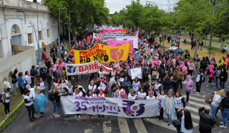 Marcharon las mujeres en San Luis y volvieron a taparle la boca a los agoreros de la violencia 