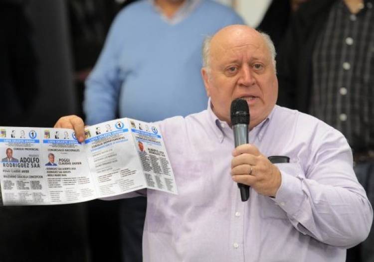 El poggismo incorporó a Sergnese, ñoquis de Adolfo y autor de la destrucción de los Colegios de Abogados dejándolos sin matrícula.