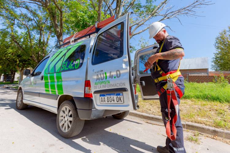 VILLA MERCEDES: San Luis a Mil llegó a los hogares 