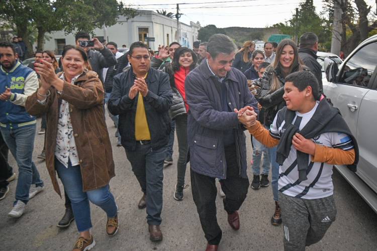 SAN FRANCISCO: entusiasta recepción al Gato Fernández