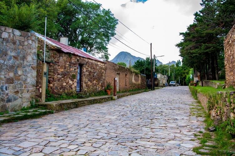 LA CAROLINA: quiere ser “el pueblo más lindo del mundo”