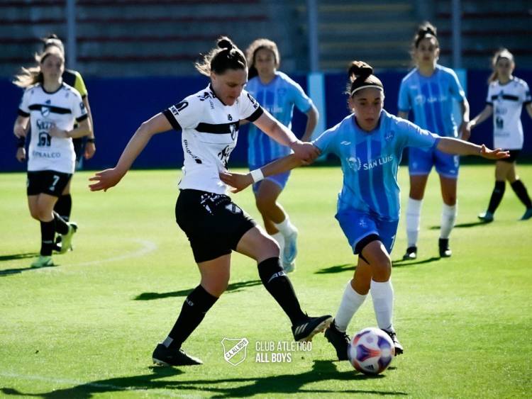 FÚTBOL FEMENINO: San Luis FC ganó de local