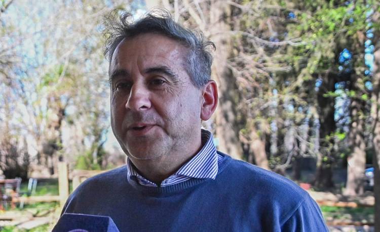PITIN Moreyra, nuevo Presidente Provisional del Senado, que ya avisa que será él bastión del PJ.Carlitos García , será el jefe del Bloque.Intolerancja poggista a la regla de respetar las mayorías.