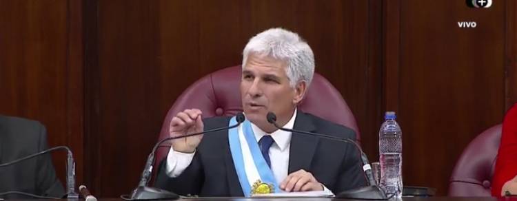 Poggi nombró a su hija y dejó  sin efecto aumentos por inflación y aumento a los Buscará endeudarse dejando de lado el equilibrio fiscal histórico 