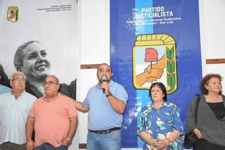 Oportuno brindis en el PJ Villa Mercedes.Maxi Frontera para que nadie se sienta que se salva solo.No es lo mismo lo institucional que lo político , para quede claro .