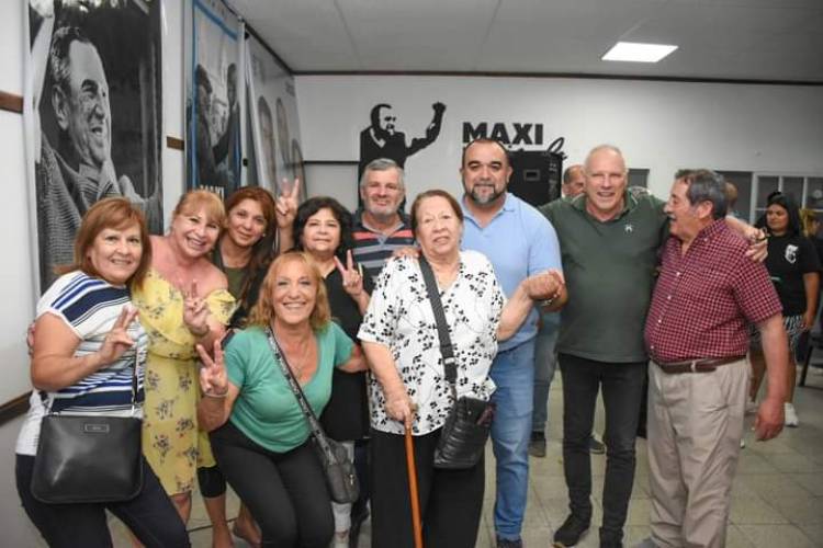Oportuno brindis en el PJ Villa Mercedes.Maxi Frontera para que nadie se sienta que se salva solo.No es lo mismo lo institucional que lo político , para quede claro .