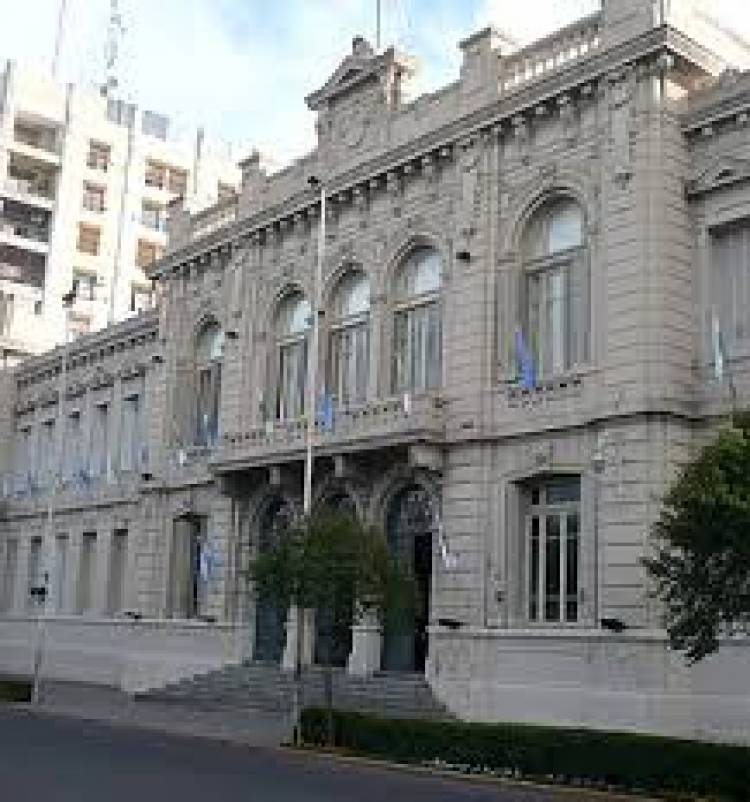 Réplica del STJ oficial al Gobierno "es Poggi quien debe actualizar las partidas , de acuerdo al ordenamiento jurídico vigente .Nos deben el 106 por ciento de inflación.