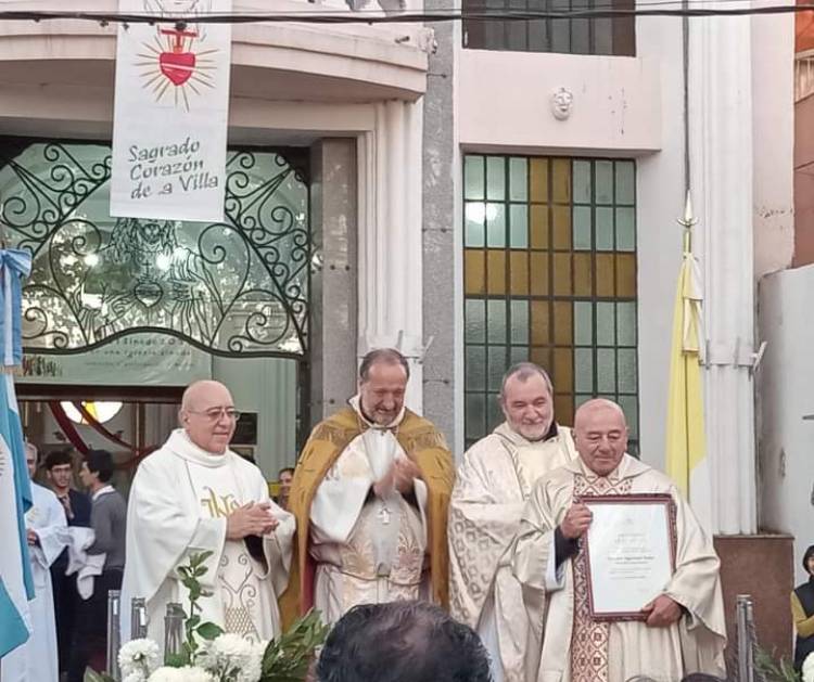 El Papá Francisco, nombró Monseñor al Padre NOLO. Alegría en toda Provincia 