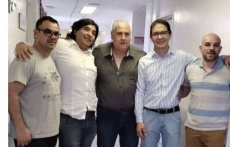TILISARAO: denuncian que el Director Ribba se tomó vacaciones y el Hospital a la deriva .Dicen que lo maneja el de Recursos Humanos que va a las 11.Cura de palabra Ávila ahora.Piden su renuncia.6 meses, 59 días de licencia .