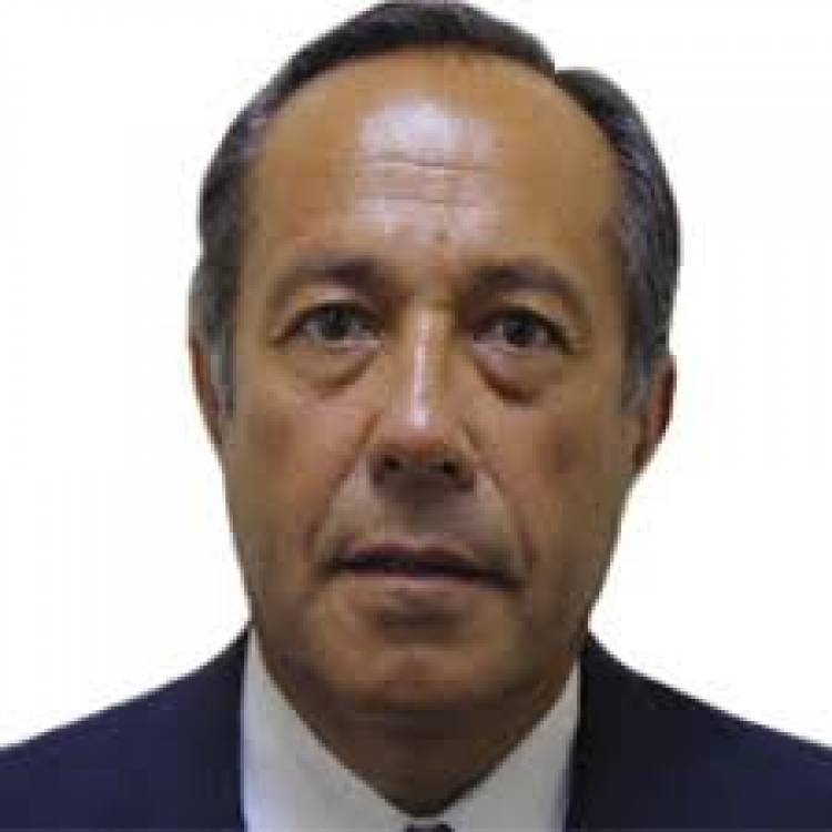 Adolfo mando a Sergnese a que lo postule a Diputado Nacional .Dicen que está acordado con él poggismo.Cacace se cae???