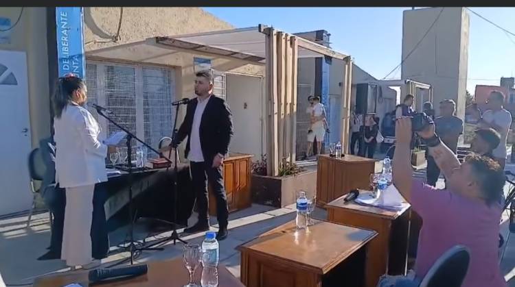 Inédito: Tincho Bastías ,Concejal de La Punta trabajará gratis. Donará su sueldo a ONGs.Cambia la política , sin dudas .